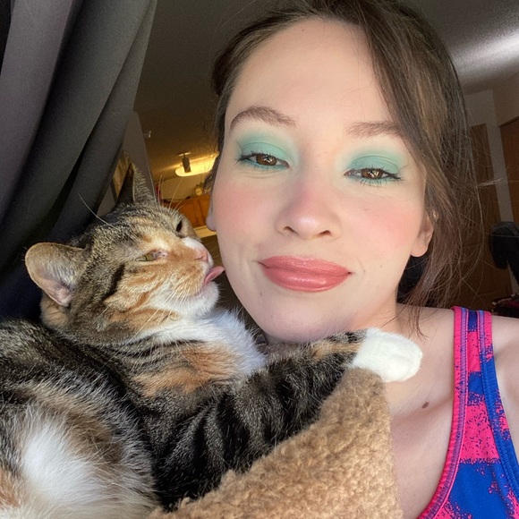 Meet your Posher, Rebecca - Picture 1 of 1